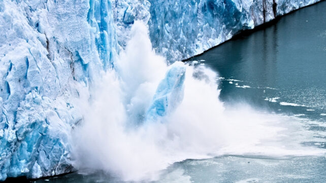Hundreds of Earthquakes Detected at Antarctica's 'Doomsday' Glacier