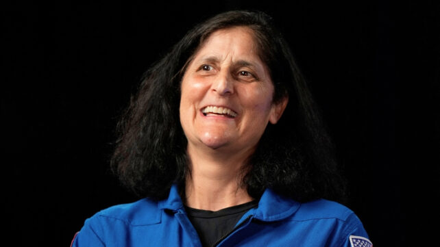 Suni Williams smiling